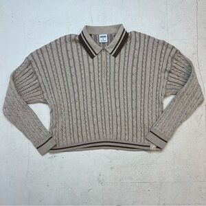 Gymshark Beige Cropped Sweater Soft Comfortable Fit